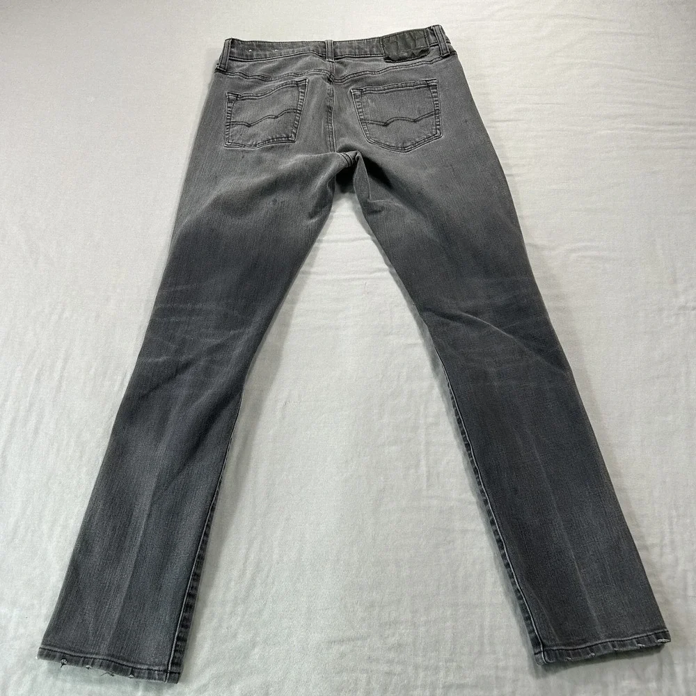 American Eagle Outfitters measurements please